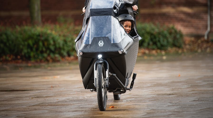 Urban arrow electric cargo outlet bike